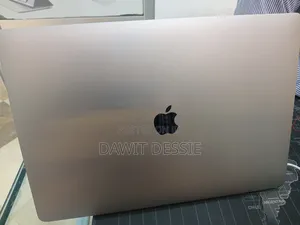 New Laptop Apple MacBook Pro 2019 32GB Intel Core i9 SSD 512GB