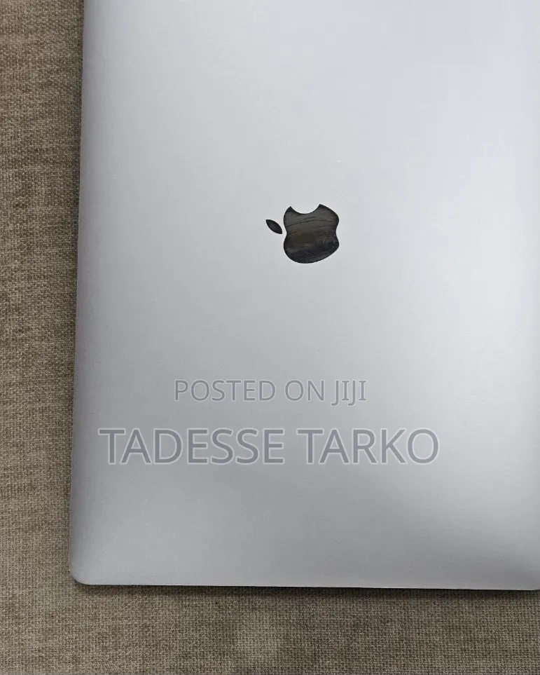 New Laptop Apple MacBook Pro 2019 32GB Intel Core i9 SSD 1T