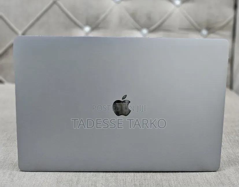 New Laptop Apple MacBook Pro 2019 32GB Intel Core i9 SSD 1T