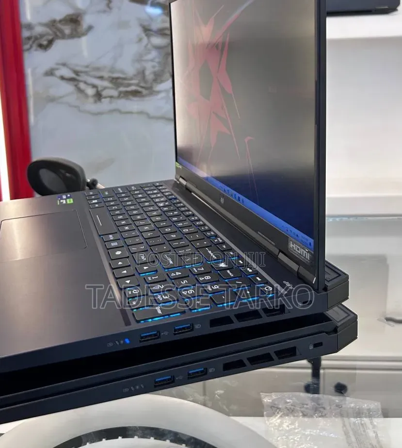 New Laptop Acer Predator Helios Neo 16 16GB Intel Core i9 SSD 1T