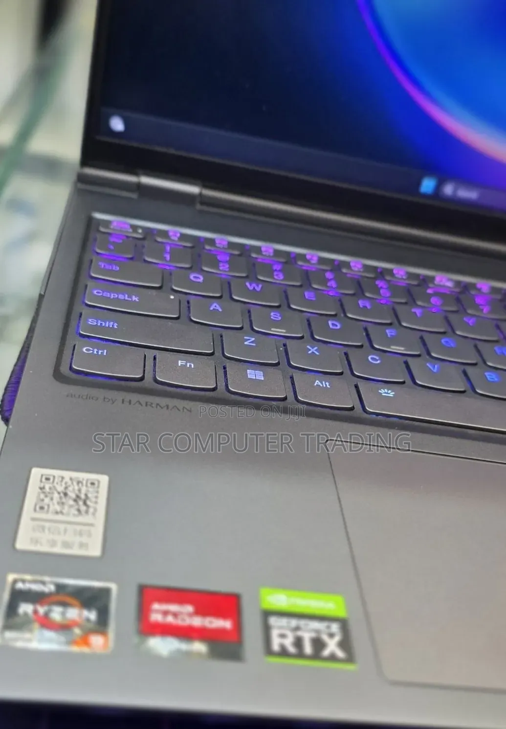 New Laptop Lenovo Legion Pro 7 32GB AMD Ryzen 9 SSD 1T
