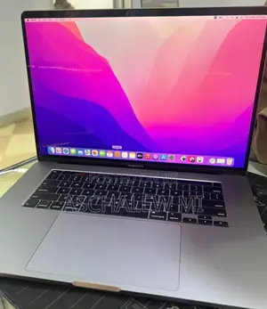 New Laptop Apple MacBook Pro 2019 32GB Intel Core i9 SSD 1T