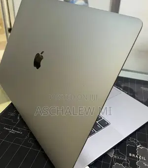 New Laptop Apple MacBook Pro 2019 32GB Intel Core i9 SSD 1T