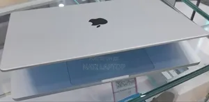 New Laptop Apple MacBook Pro M1 32GB Apple M1 Pro SSD 1T