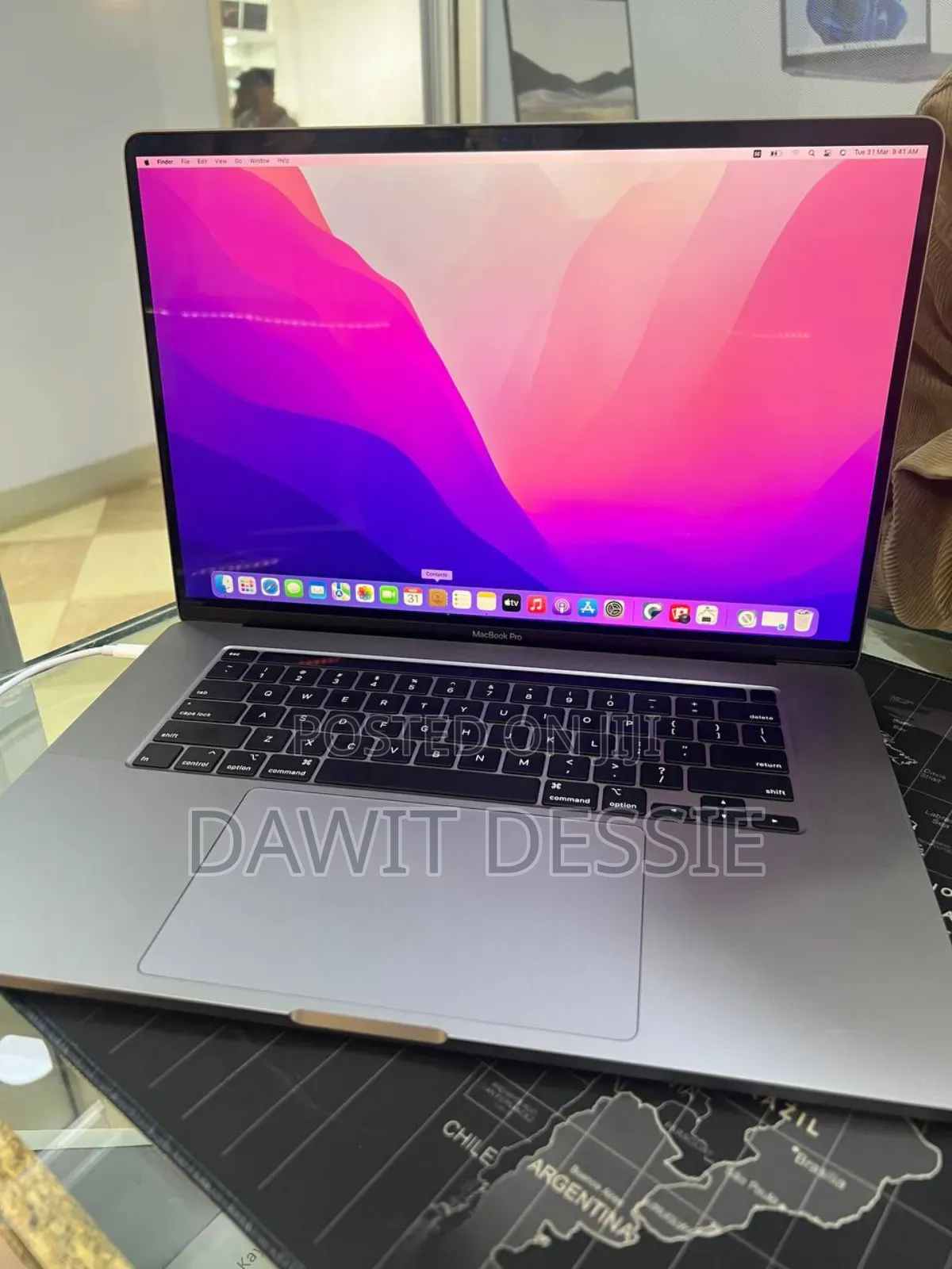 New Laptop Apple MacBook Pro 2019 32GB Intel Core i9 SSD 512GB