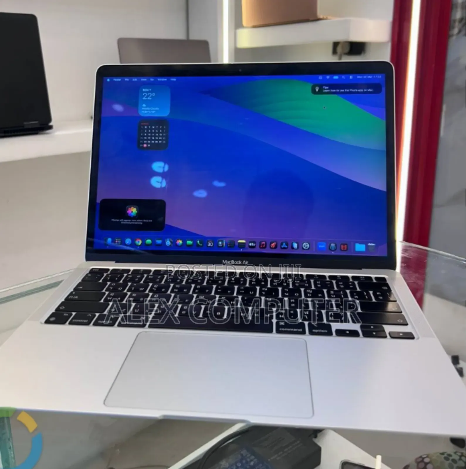 New Laptop Apple MacBook Air 2020 M1 8GB Apple M1 SSD 256GB