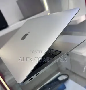 New Laptop Apple MacBook Air 2020 M1 8GB Apple M1 SSD 256GB