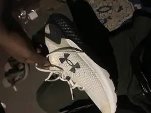 Under Armour Rogue 3