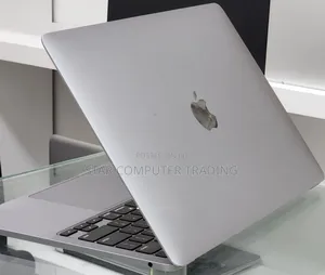 New Laptop Apple MacBook Pro M1 16GB Apple M1 Pro SSD 256GB
