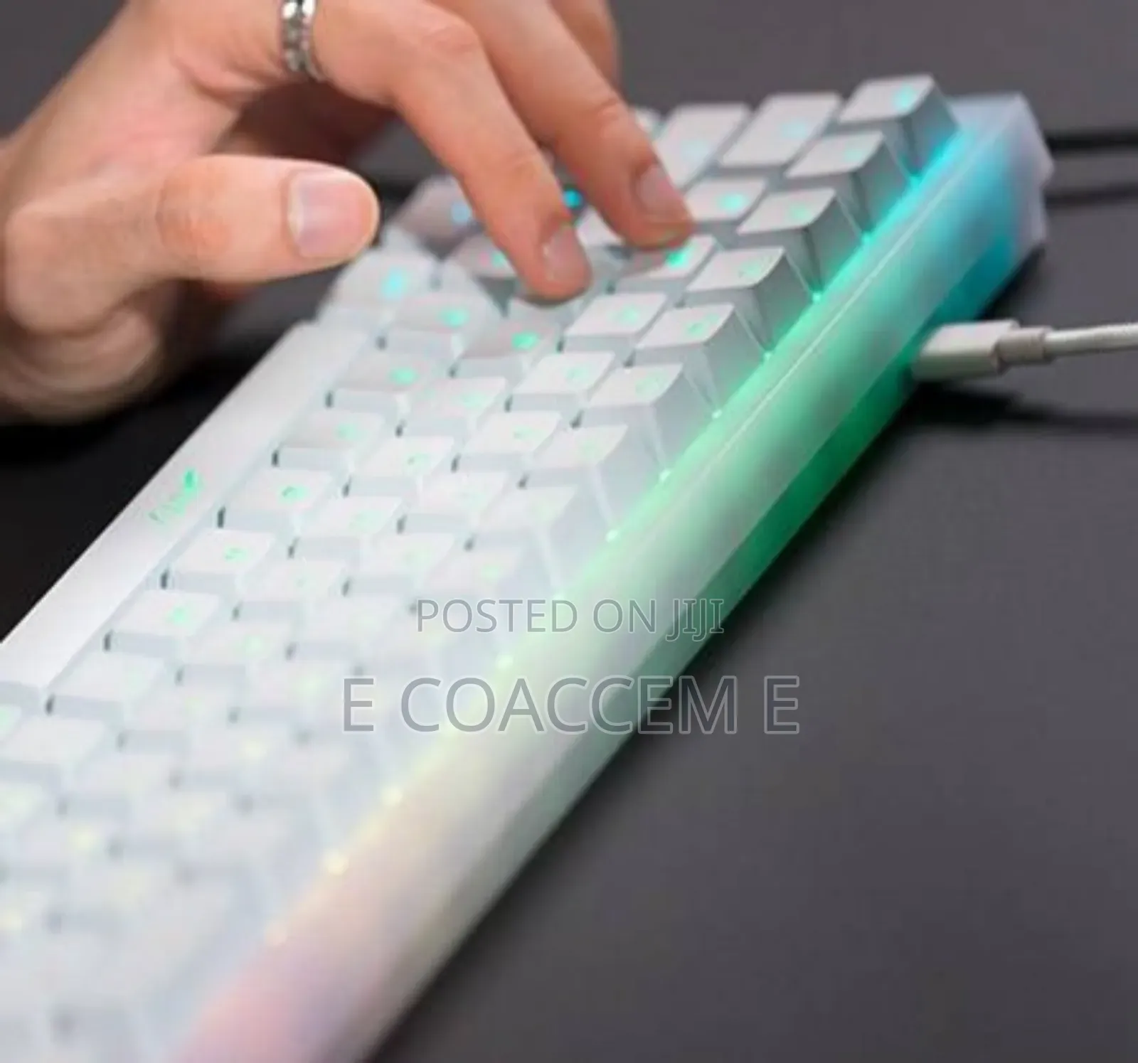 Xtrfy RGB Compact Keyboard (65 Specs: • 65% Comp