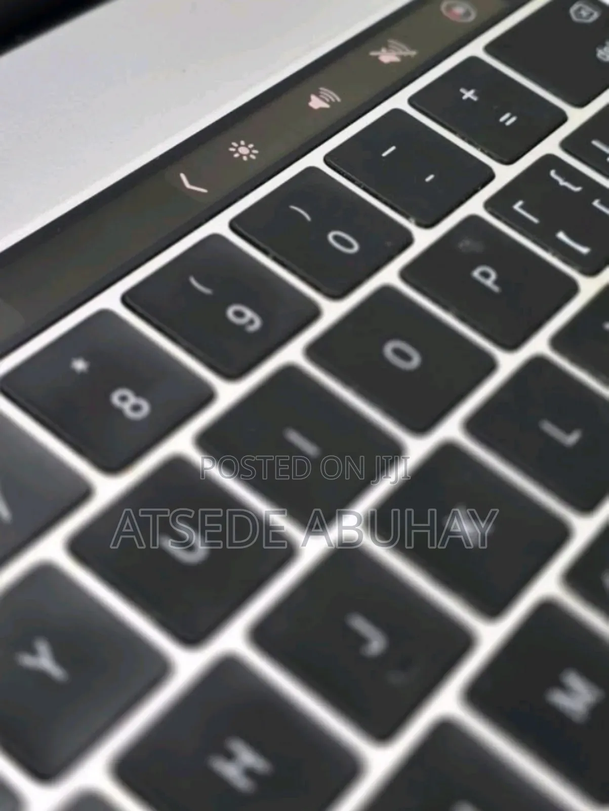 New Laptop Apple MacBook 2016 16GB Intel Core i7 SSD 256GB