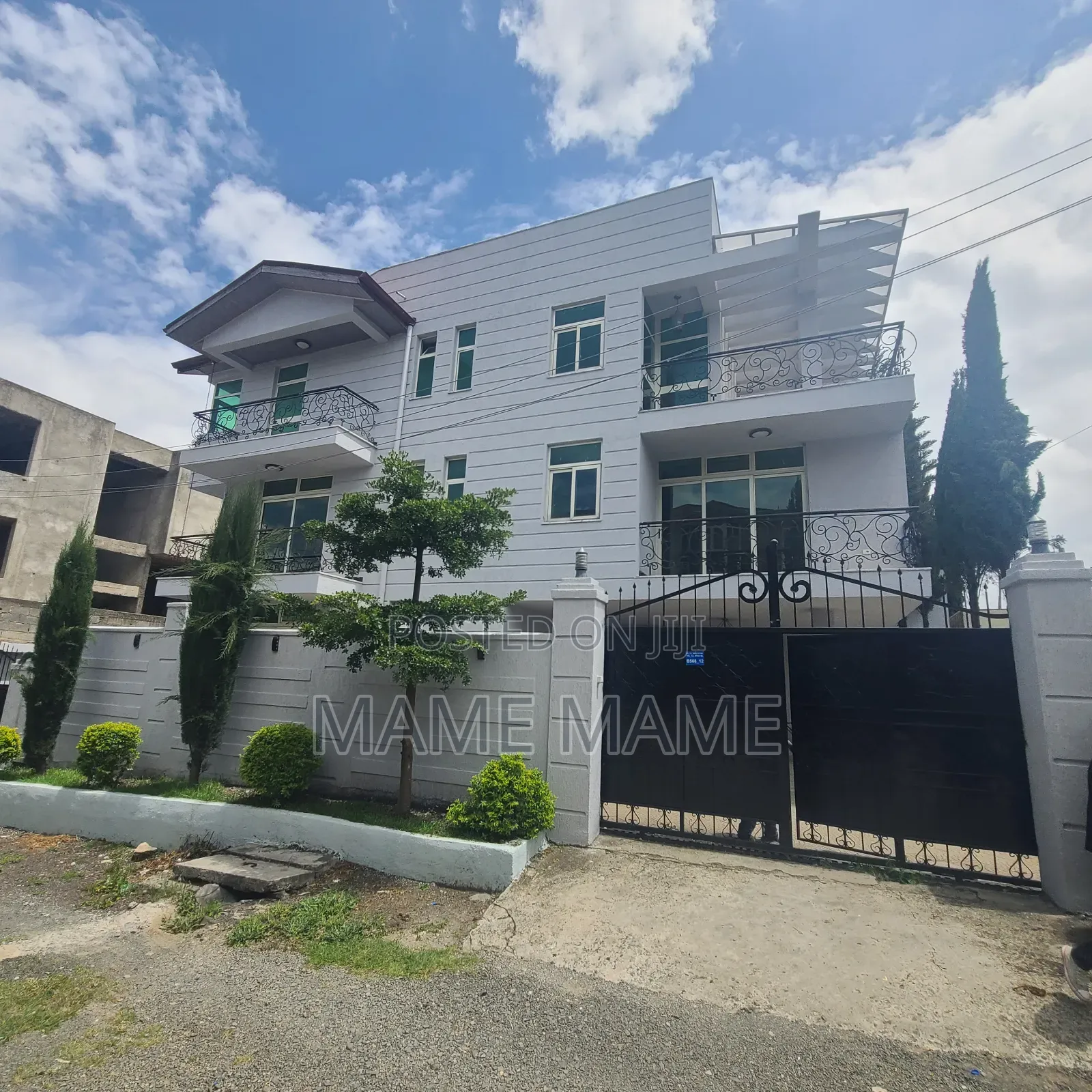 7bdrm House in Addis Abeba, Bole for rent