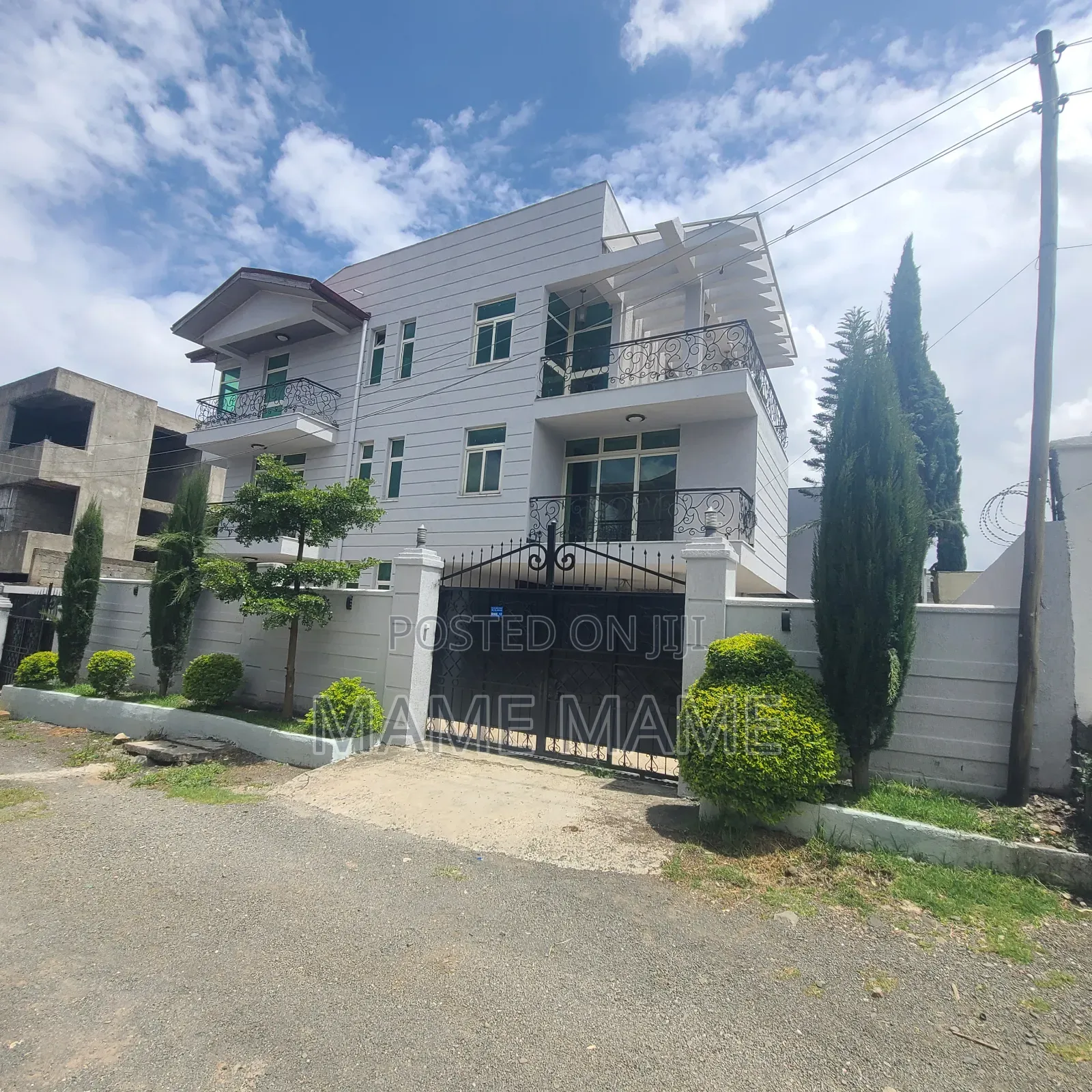 7bdrm House in Addis Abeba, Bole for rent