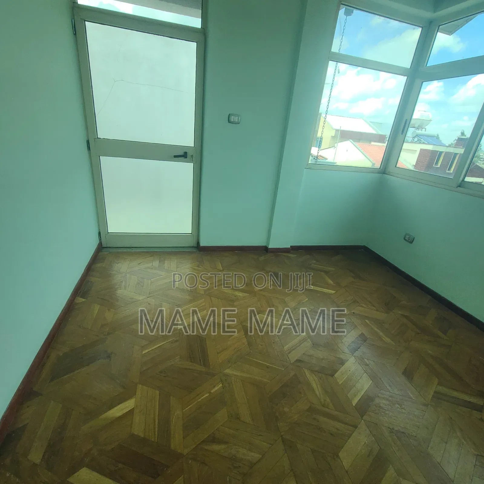 7bdrm House in Addis Abeba, Bole for rent
