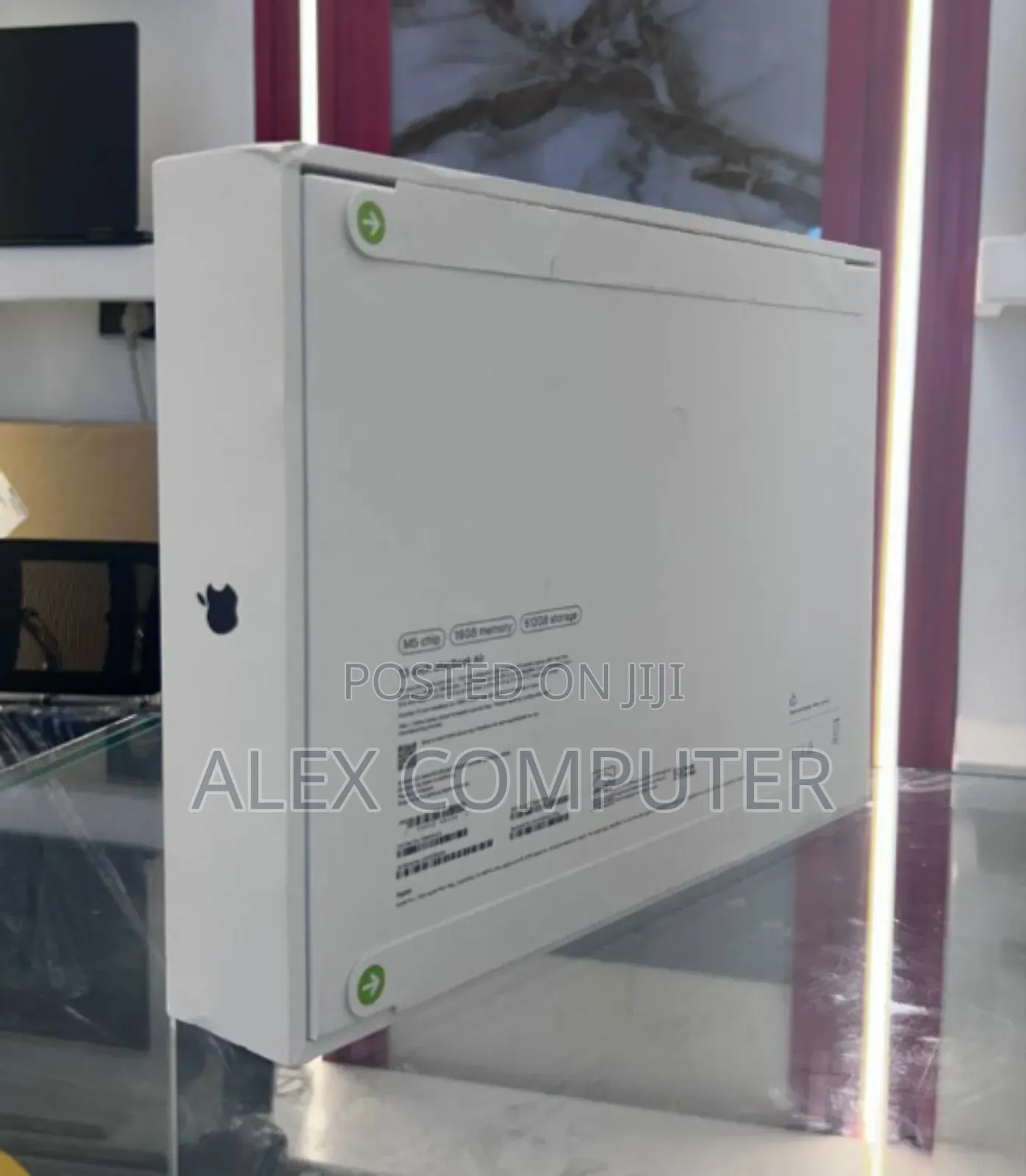 New Laptop Apple MacBook Air 2026 M5 13-inch 16GB Apple M5 SSD 512GB