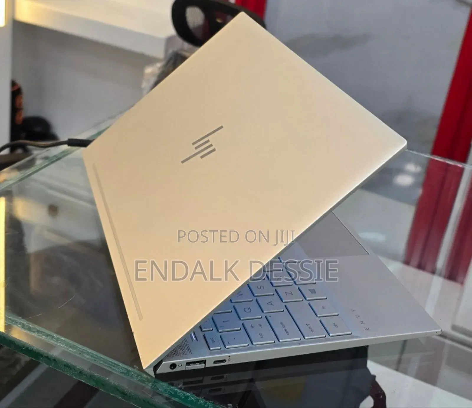 New Laptop HP Envy 13 8GB Intel Core i5 SSD 512GB