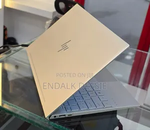 New Laptop HP Envy 13 8GB Intel Core i5 SSD 512GB