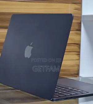New Laptop Apple MacBook Air 2015 16GB Apple M4 SSD 256GB