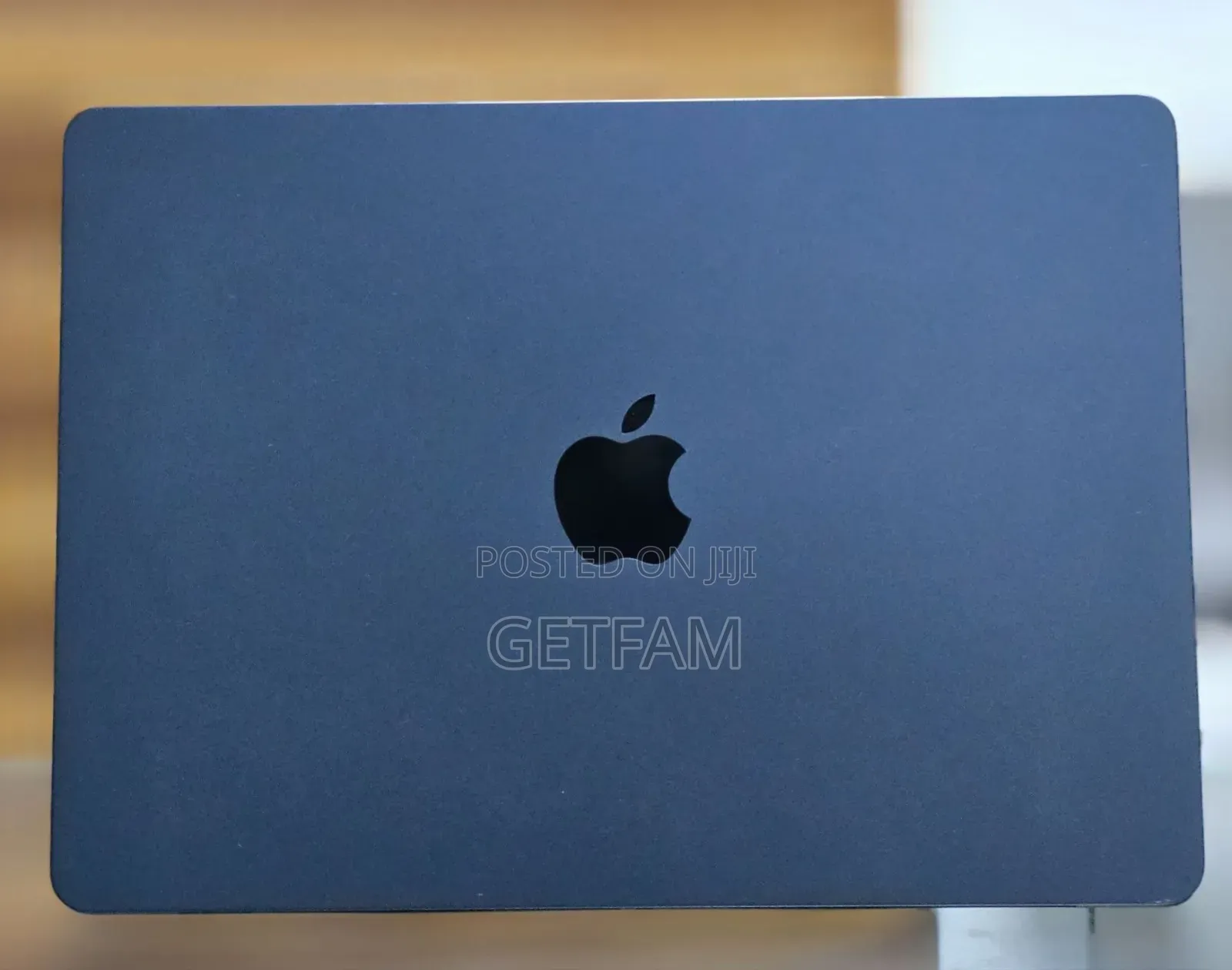 New Laptop Apple MacBook Air 2015 16GB Apple M4 SSD 256GB