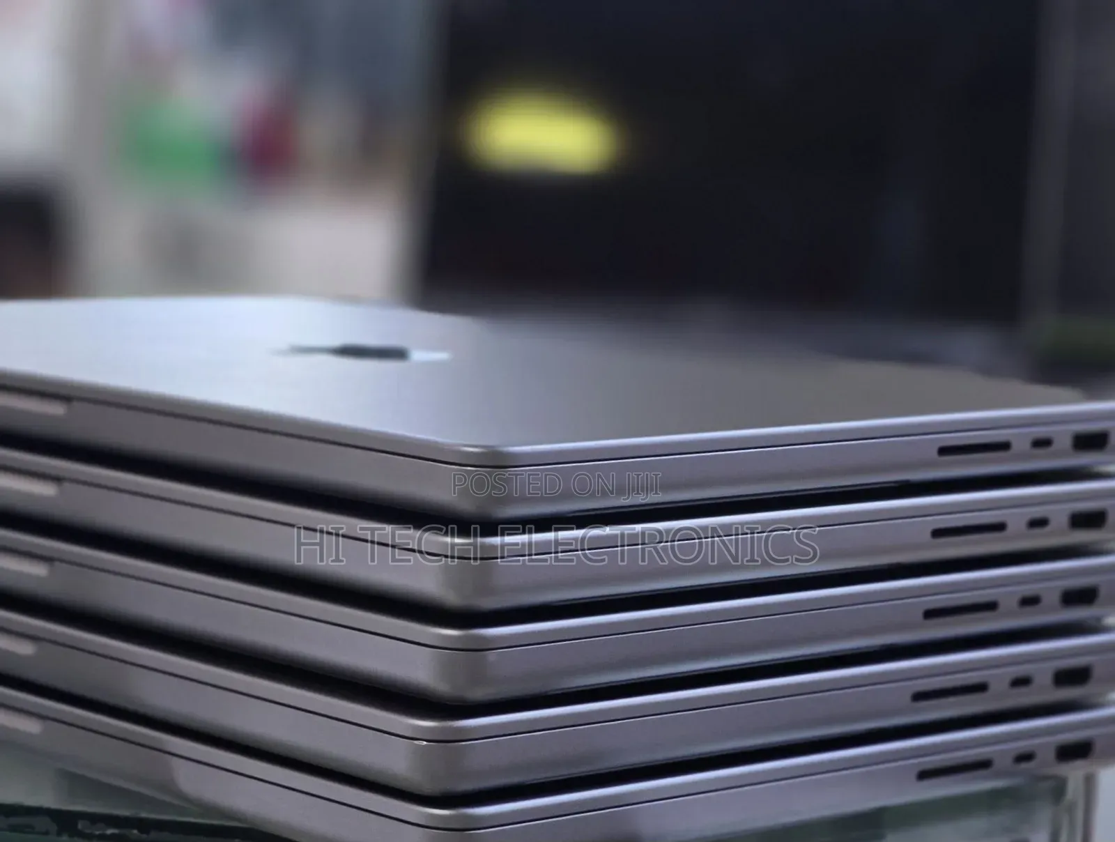New Laptop Apple MacBook Pro M1 32GB Apple M1 Pro SSD 512GB
