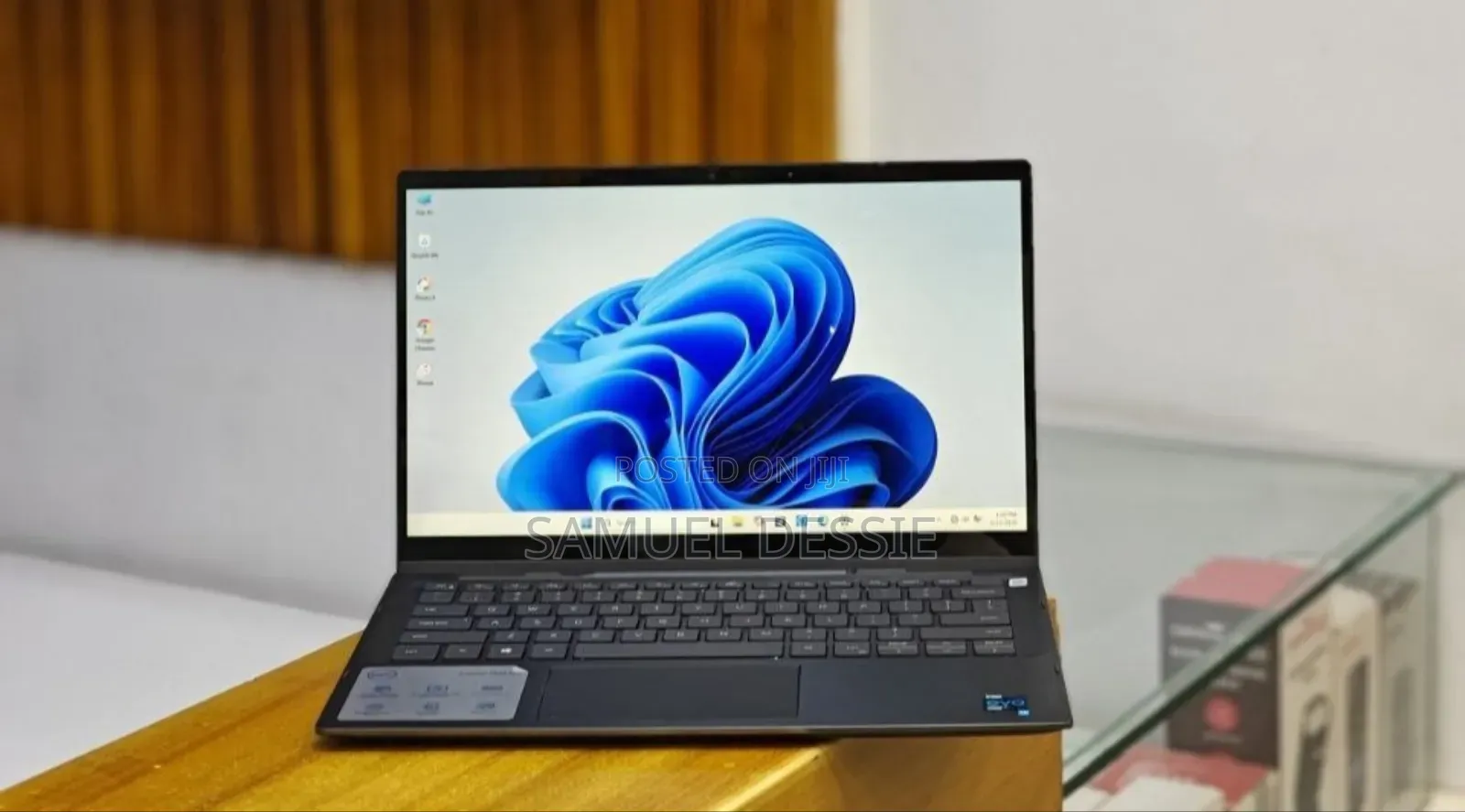 New Laptop Dell Inspiron 7306 16GB Intel Core i7 SSD 512GB