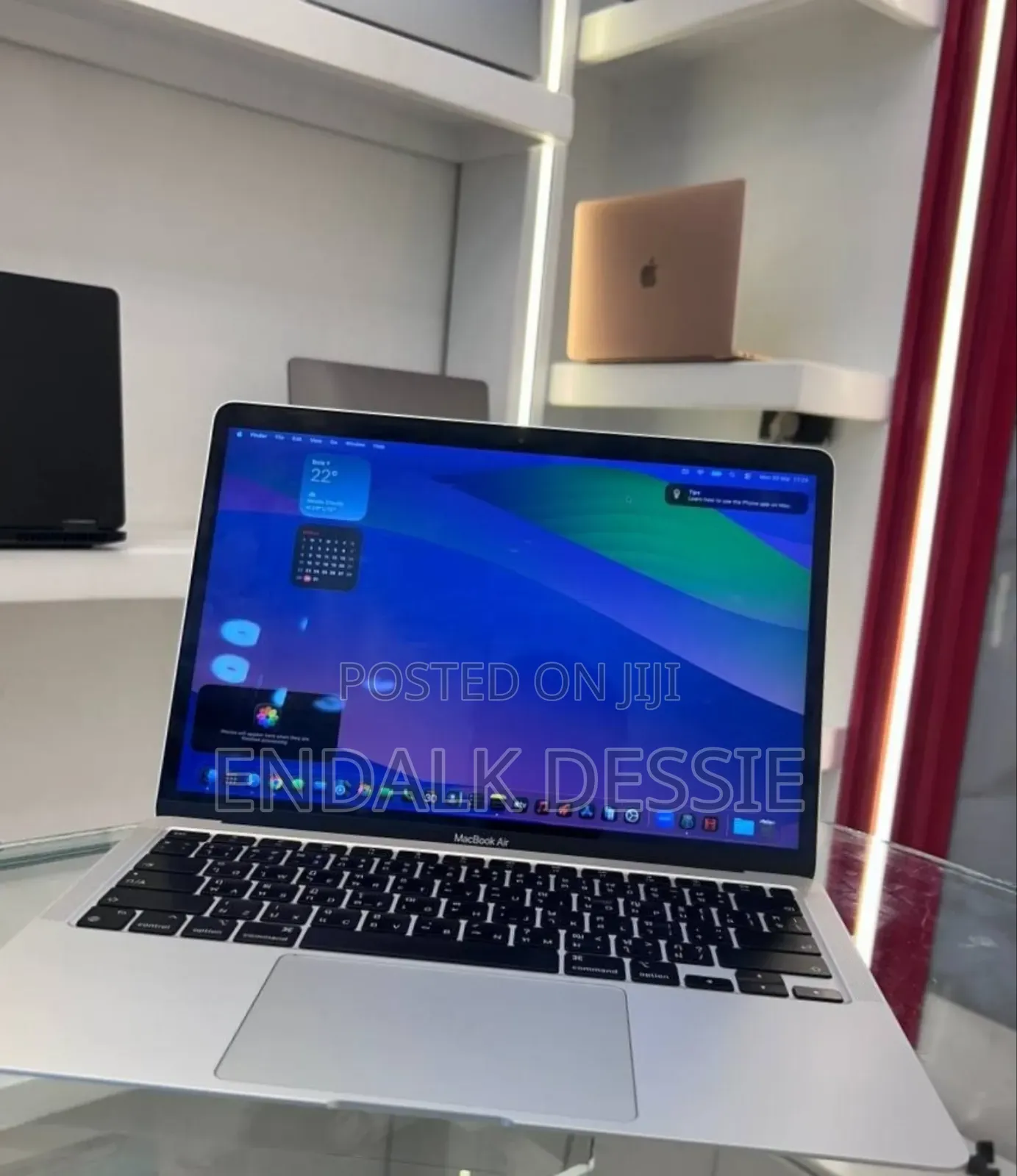 New Laptop Apple MacBook Air 2020 M1 8GB Apple M1 SSD 256GB