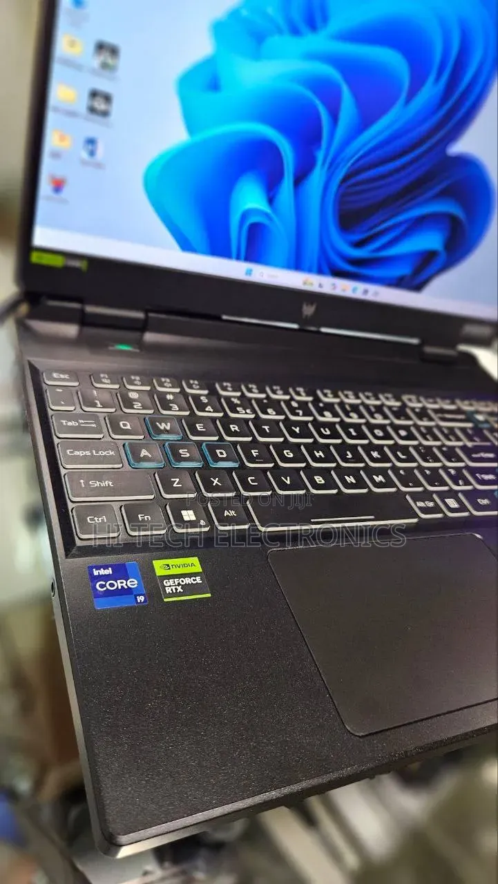 New Laptop Acer Predator Helios Neo 16 16GB Intel Core i9 SSD 1T
