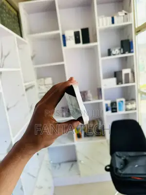 New Apple iPhone 14 128 GB White