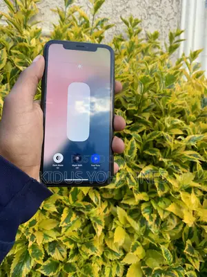 Apple iPhone XR 128 GB Black