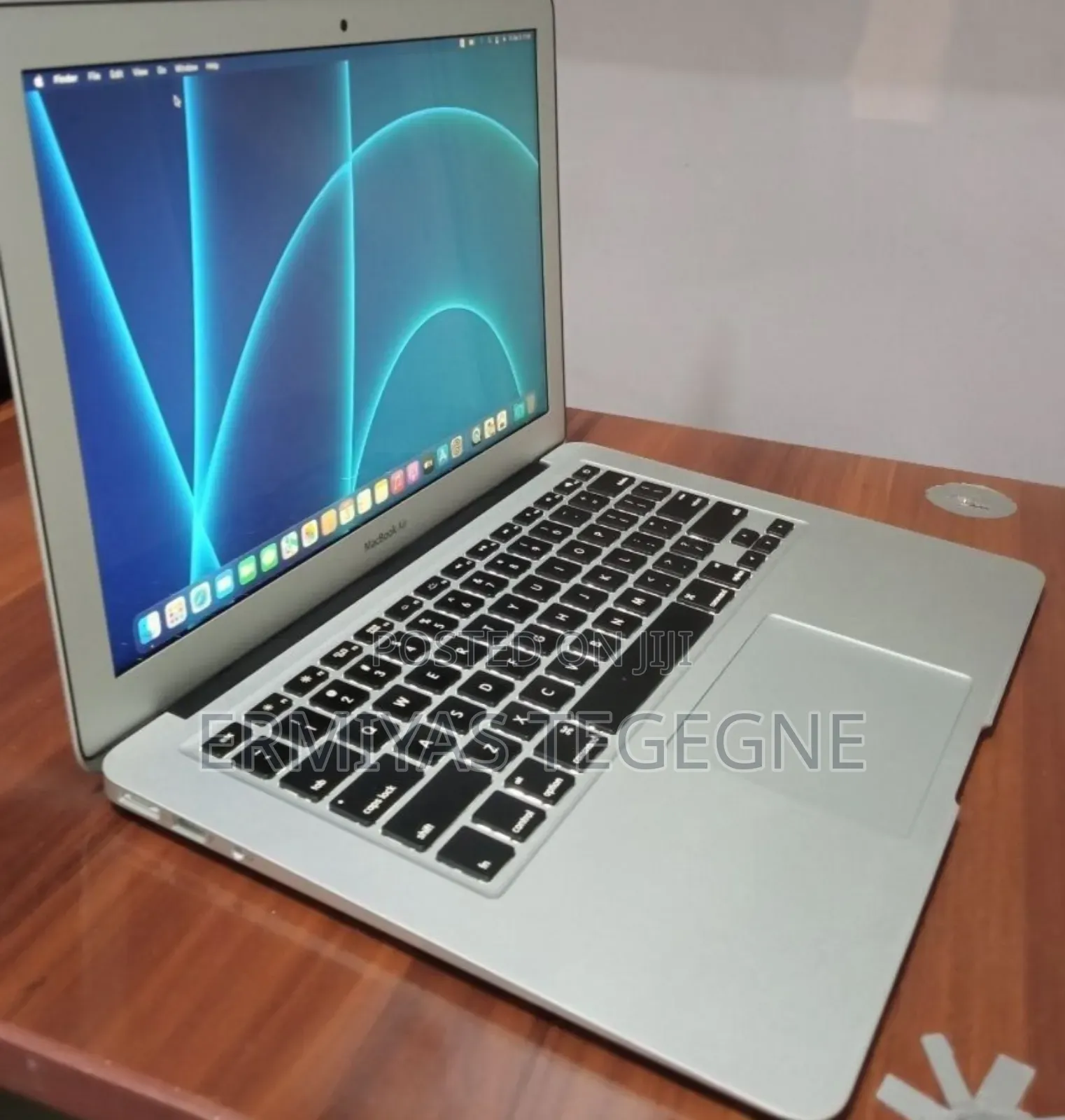 New Laptop Apple MacBook Pro M1 16GB Apple M3 Pro SSD 128GB