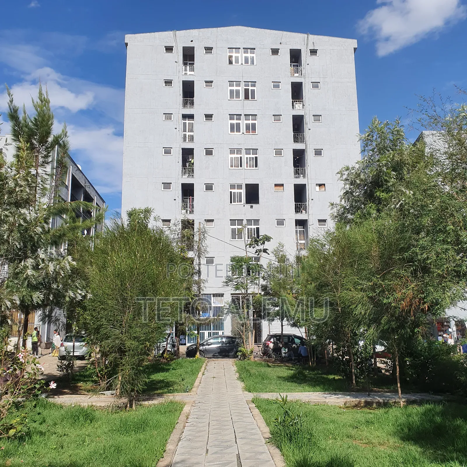 ሲግናል 563 ካሬ ቦታ+ቤት 45ሚ ፣ ለአልሚና ለመኖሪያ!