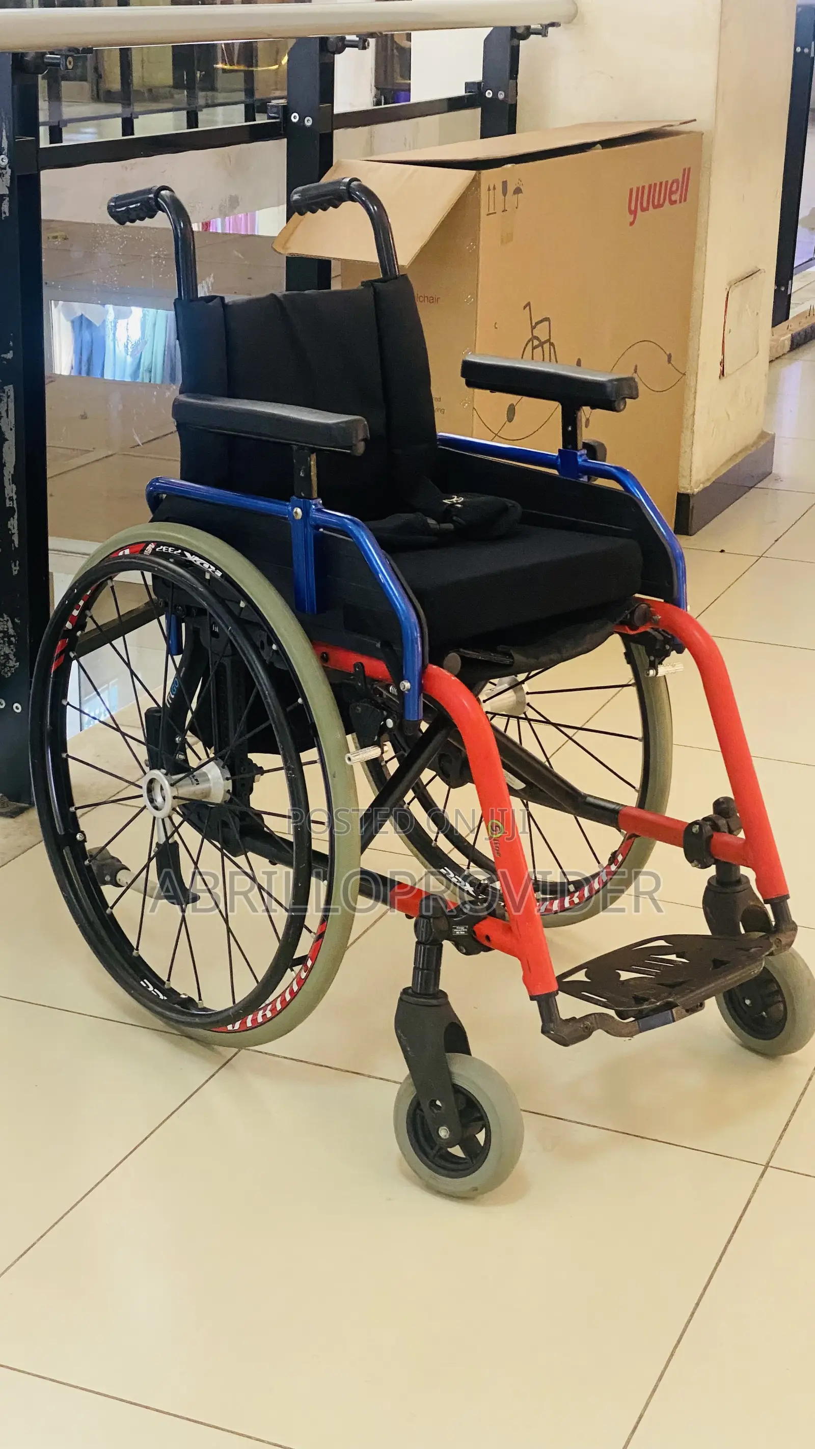 Manual Wheelchair Foldable Adjustable Anti-Slip