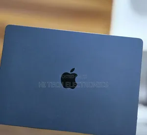New Laptop Apple MacBook Air 2025 M4 13-inch 16GB Apple M4 SSD 256GB