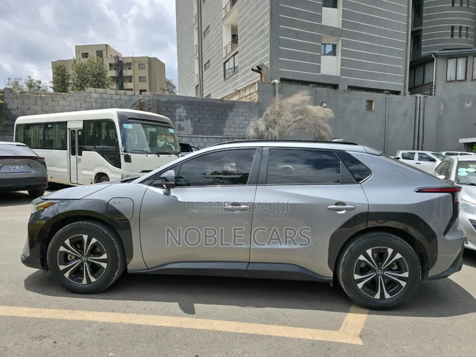 Toyota bZ4X 2024 Gray