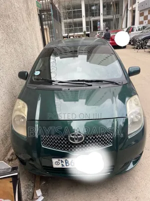 Toyota Yaris 2007 Gray