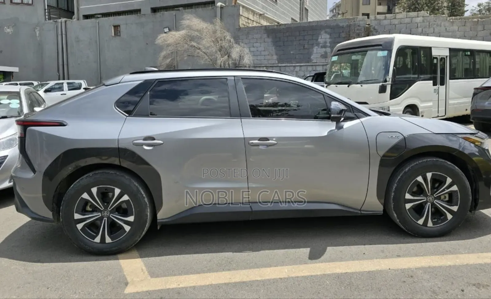 Toyota bZ4X 2024 Gray