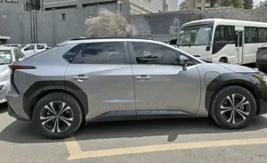 Toyota bZ4X 2024 Gray