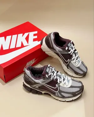 Nike Zoom Vomero 5 "Earth Fossil" Unisex Fashion Sneaker