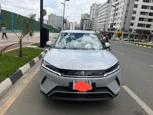 BYD Yuan Up 2025 Blue