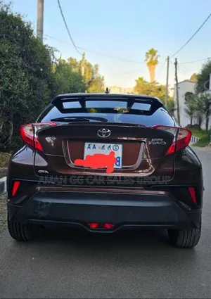 Toyota C-HR 2017 Gold
