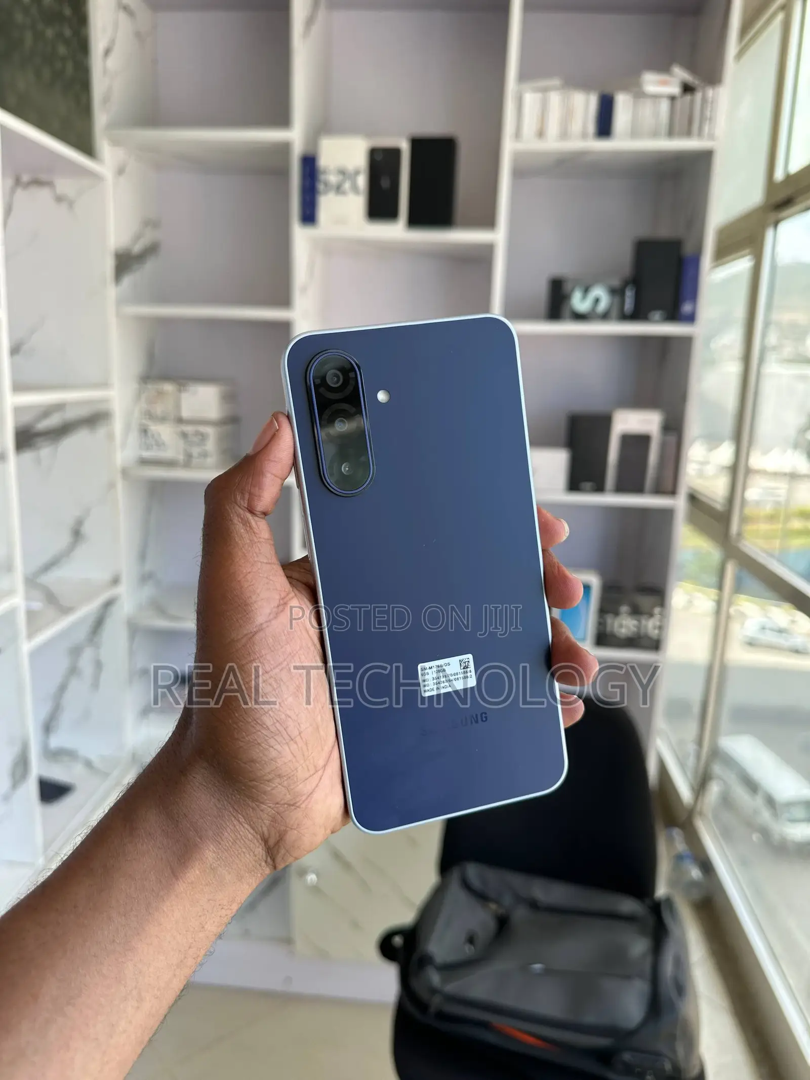 New Samsung Galaxy M17 5G 128 GB Blue