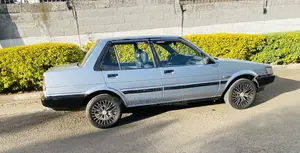 Toyota Corolla 1.3 1986 Blue
