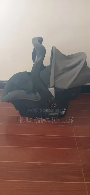 Infant Car Seat Carrier — Britax Römer
