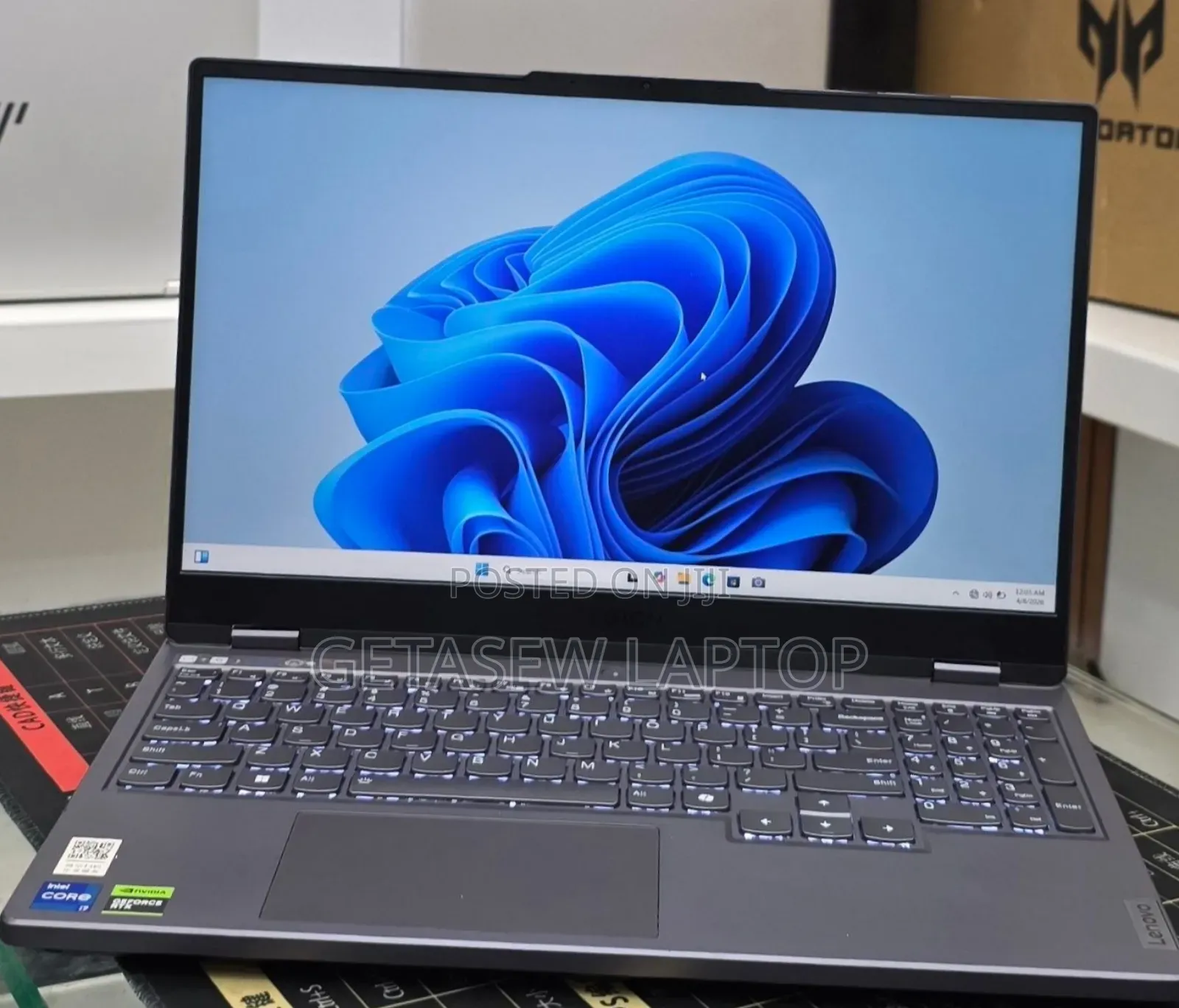 New Laptop Lenovo Legion Pro 7 16GB Intel Core i9 SSD 1T