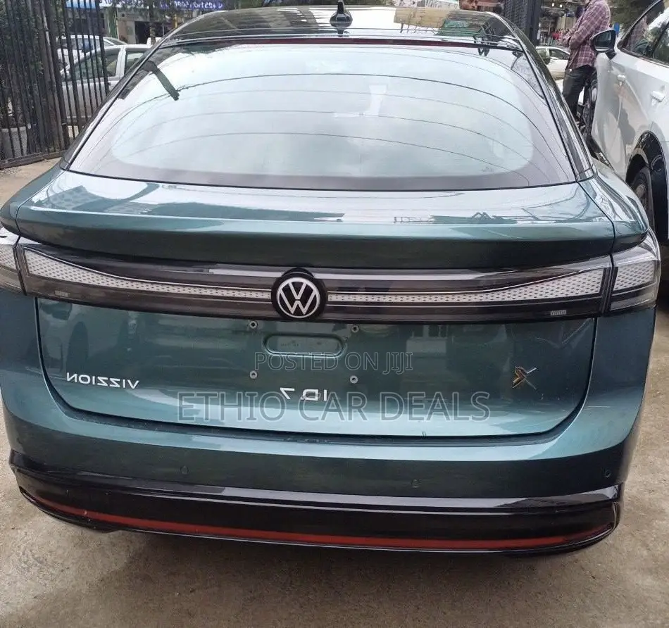 Volkswagen ID.7 2025 Green