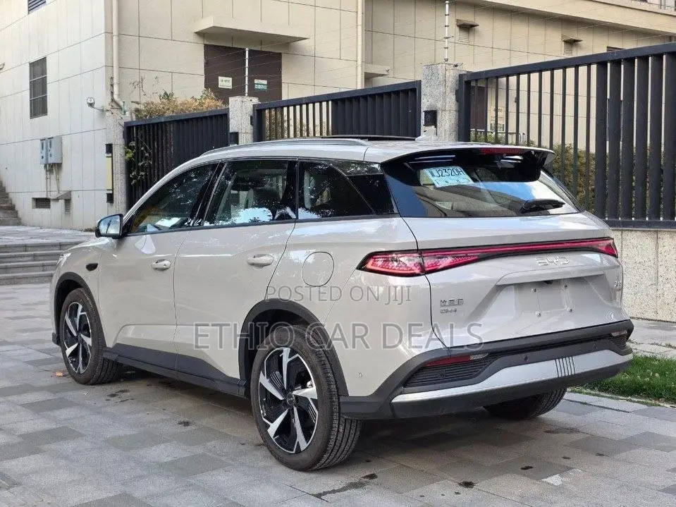 New BYD Sealion 06 DM-i 2025 Silver