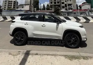 Toyota Urban Cruiser 2024 White