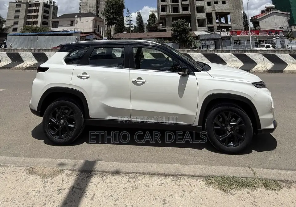 Toyota Urban Cruiser 2024 White