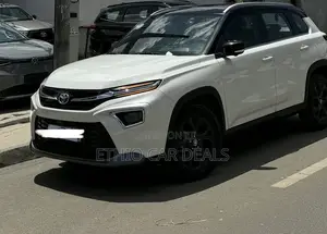 Toyota Urban Cruiser 2024 White