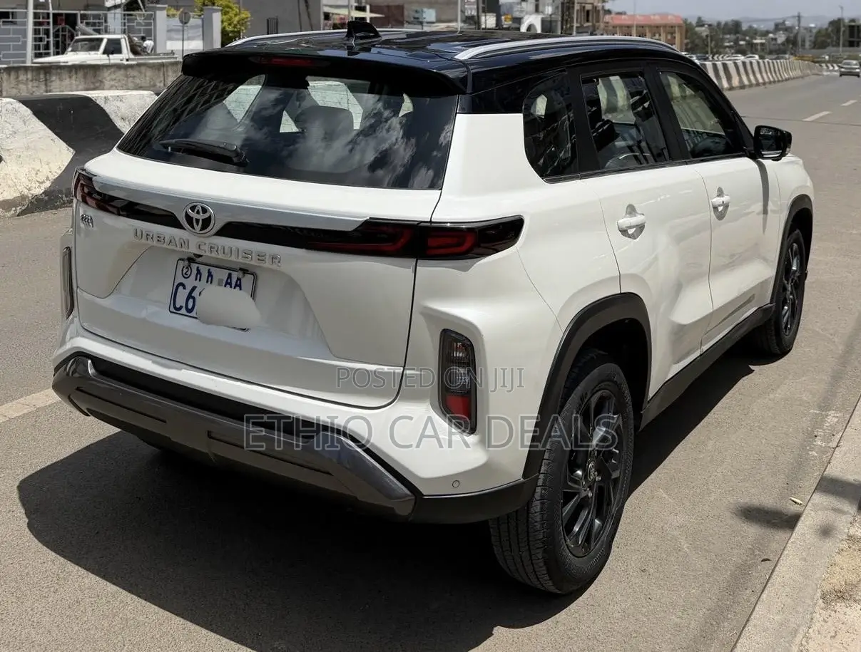 Toyota Urban Cruiser 2024 White